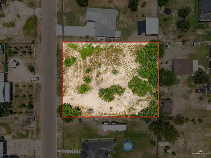 photo 2: 112 La Street, Sullivan City TX 78595