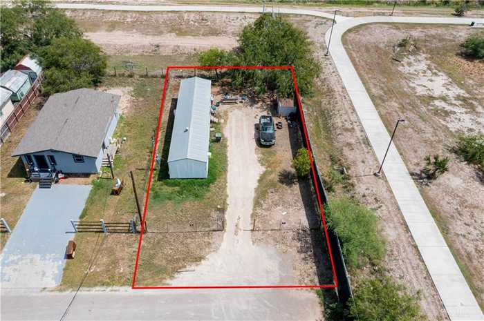 photo 1: 717 VFW Avenue, Elsa TX 78543