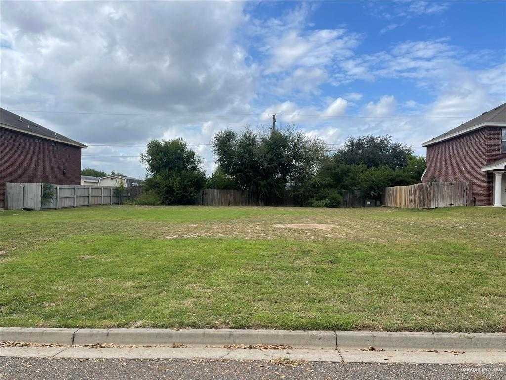 photo 1: 408 S 49th Street, McAllen TX 78501