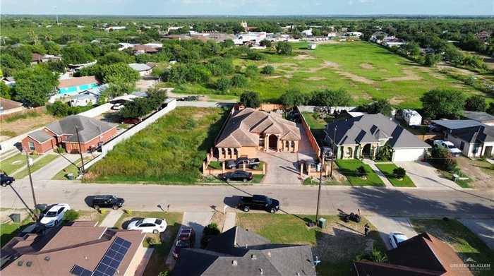 photo 10: 3249 J M Escobar Street, Roma TX 78584