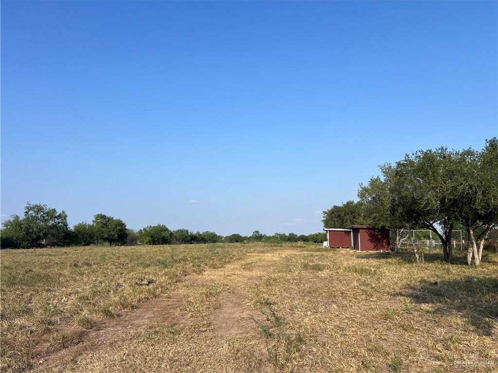 photo 2: 28620 N FM 493, Monte Alto TX 78538