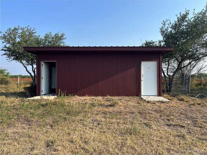 photo 5: 28620 N FM 493, Monte Alto TX 78538