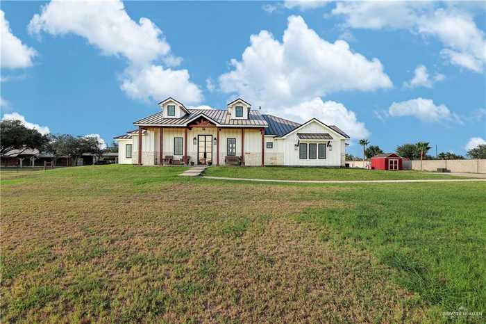 photo 1: 8511 Monte Cristo Road, Edinburg TX 78542