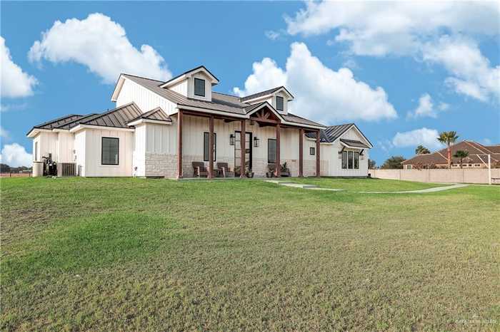 photo 2: 8511 Monte Cristo Road, Edinburg TX 78542