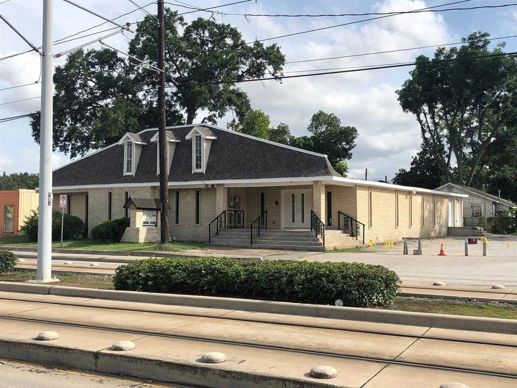 photo 1: 3911 Fulton Street, Houston TX 77009