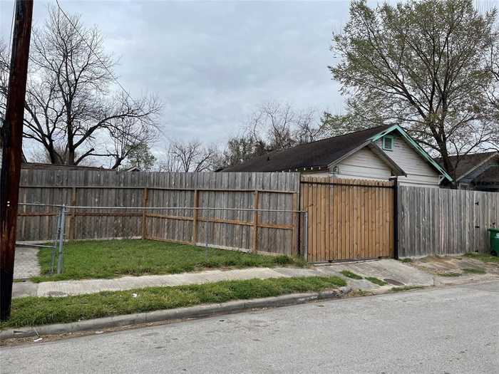 photo 6: 3703 Drew Street, Houston TX 77004