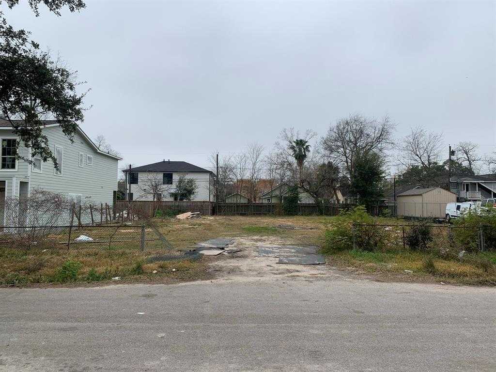 photo 1: 508 E 29th Street, Houston TX 77008