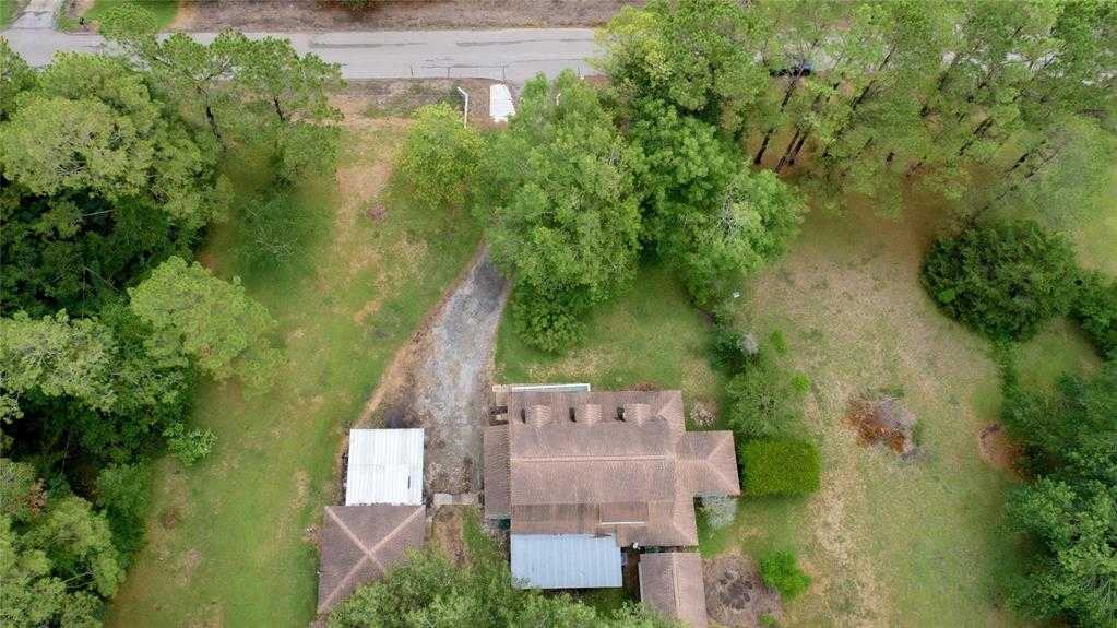 photo 3: 15586 County Road 436, Alvin TX 77511