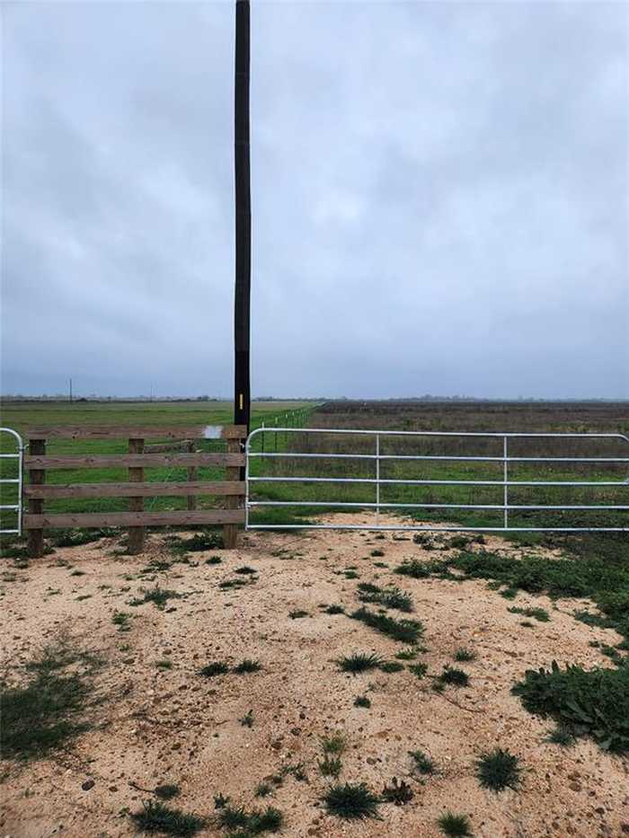 photo 1: FM 2761, Alleyton TX 78933