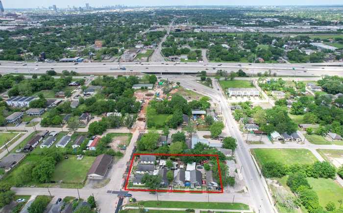 photo 1: 2409 Hailey Street, Houston TX 77026