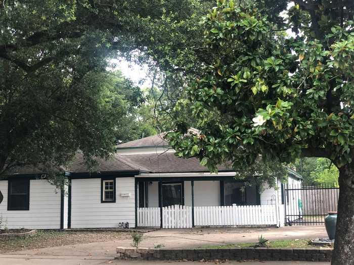 photo 1: 3859 Gramercy Street, Houston TX 77025