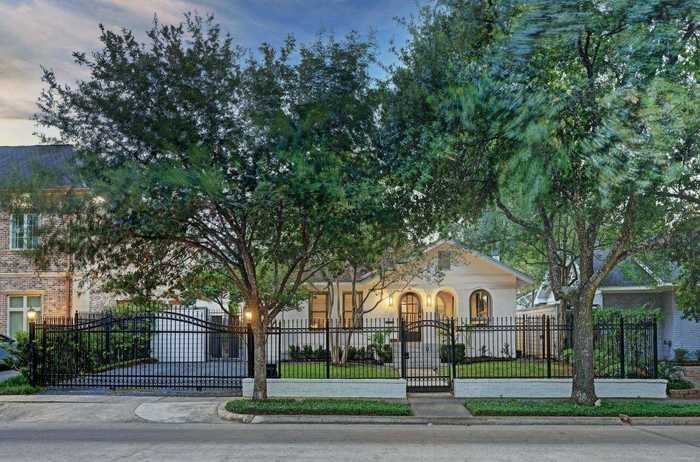 photo 43: 1811 Bissonnet Street, Houston TX 77005