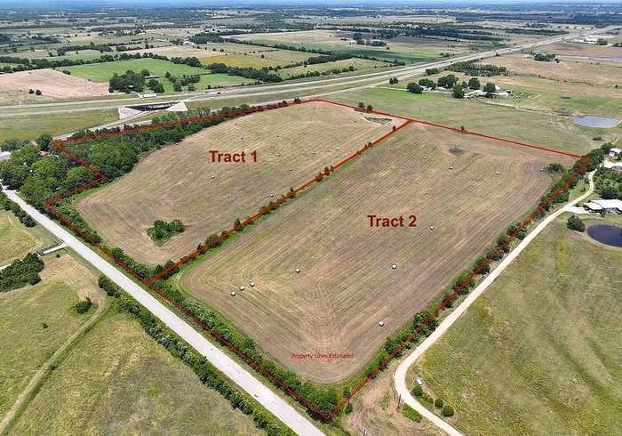 photo 2: 2 Century Farms Road, Burton TX 77835