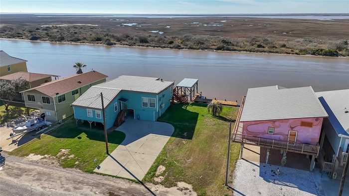 photo 1: 4258 Fm 2031 Beach Road, Matagorda TX 77457