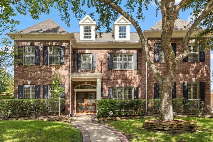 photo 1: 15415 Rocky Oak Court, Houston TX 77059