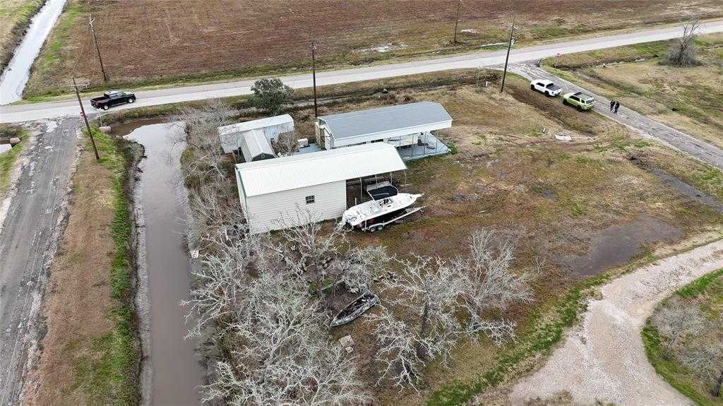 photo 2: 1 Oak Island Drive, Oak Island TX 77514