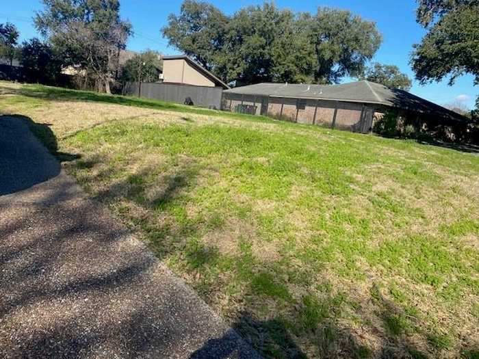 photo 2: 3614 N Braeswood Boulevard, Houston TX 77025