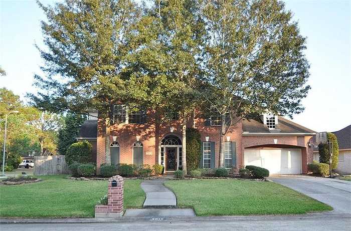 photo 1: 3610 Forest Row Drive, Houston TX 77345