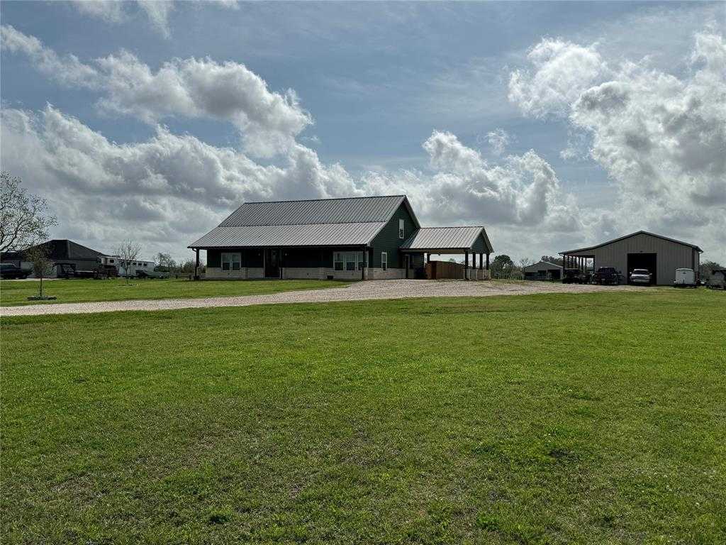 photo 2: 20067 Fm 523, Angleton TX 77515