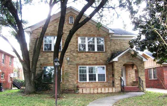 photo 1: 2218 Arbor Street, Houston TX 77004