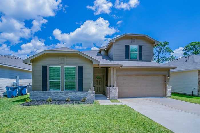 photo 1: 14745 Country Club Drive, Beaumont TX 77705