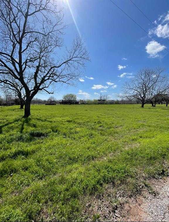 photo 1: 2 Longhorn Road, Simonton TX 77476