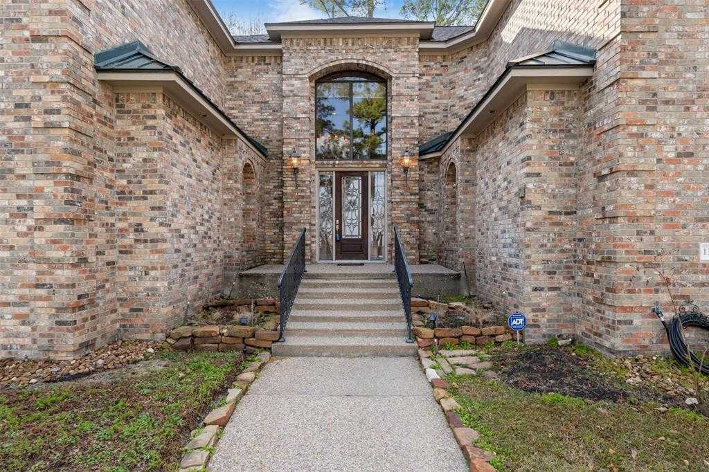 photo 3: 13413 Northshore Drive, Montgomery TX 77356