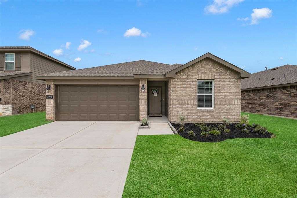 photo 1: 6590 Highpoint Avenue, Beaumont TX 77708