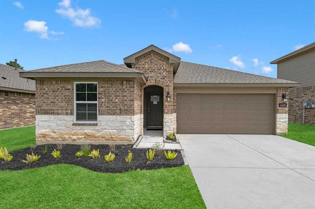 photo 2: 6650 Highpoint Avenue, Beaumont TX 77708