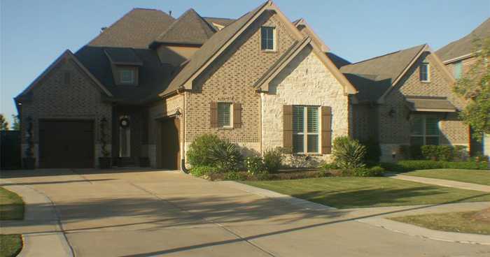 photo 2: 4739 Mesquite Terrace Drive, Manvel TX 77578