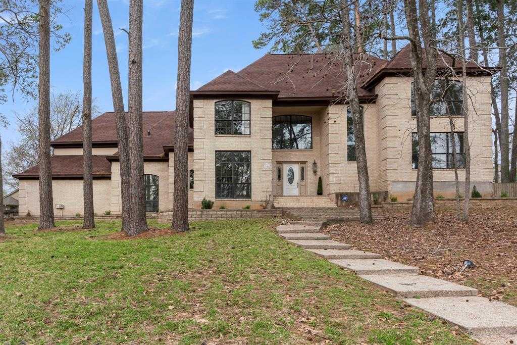 photo 1: 610 Rolling Hills Drive, Huntsville TX 77340