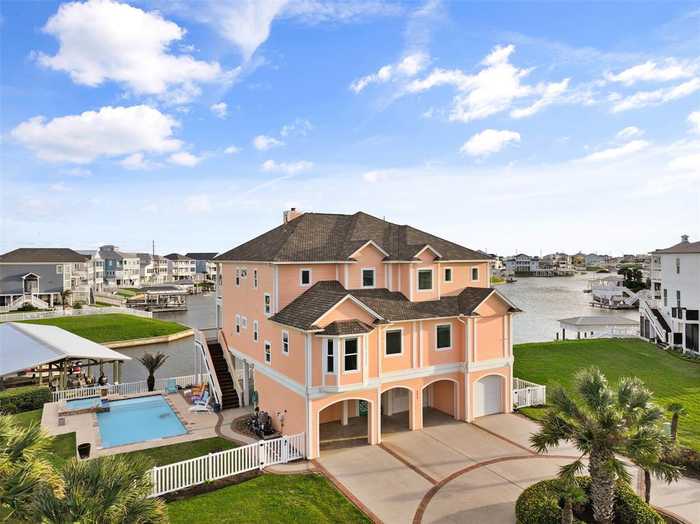 photo 2: 4010 S Sunset Bay Drive, Galveston TX 77554