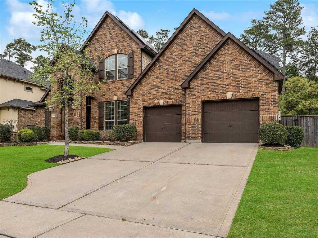 photo 2: 34106 Mill Creek Way, Pinehurst TX 77362