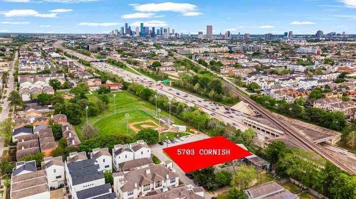 photo 1: 5703 Cornish Street, Houston TX 77007