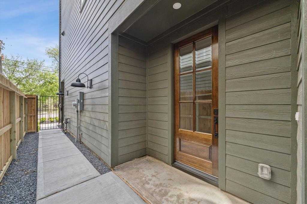 photo 3: 210 Nagle Street, Houston TX 77003