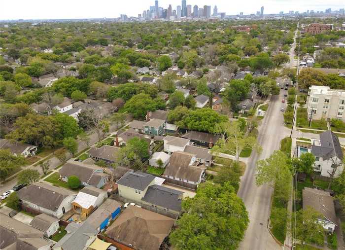 photo 26: 1418 Studewood Street, Houston TX 77008