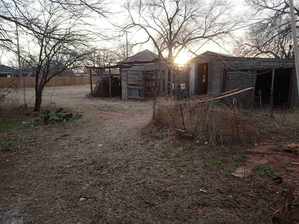 photo 2: 701 Nassau Road, O'Donnell TX 79351