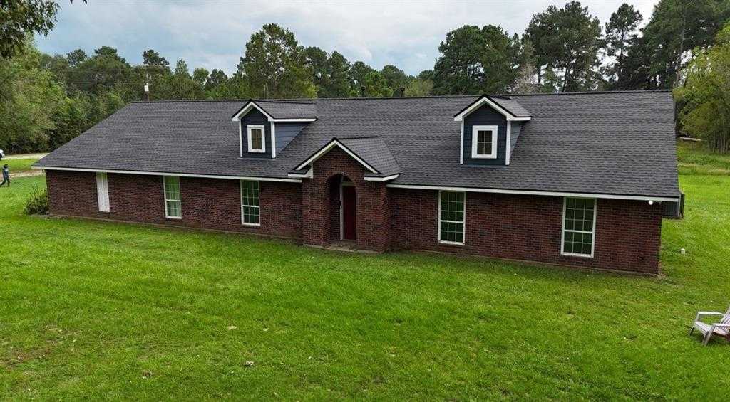 photo 3: 284 County Road 2292, Cleveland TX 77327