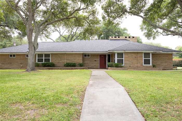 photo 1: 711 W Norris Street, El Campo TX 77437