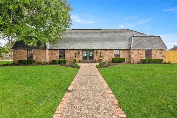 photo 1: 1108 Louise Drive, Nederland TX 77627