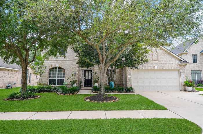 photo 1: 24511 Pelican Hill Drive, Katy TX 77494