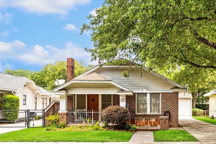 photo 1: 1123 Fugate Street, Houston TX 77009