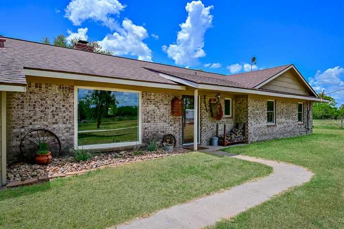 photo 2: 20602 County Road 270, East Bernard TX 77435