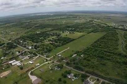 photo 1: County Road 168, Alvin TX 77511