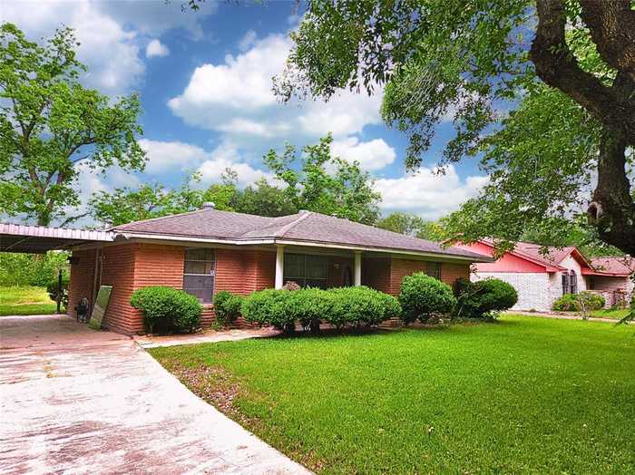 photo 1: 12815 Turner Place Road, Houston TX 77037