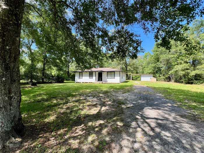 photo 1: 1945 N Tram Road, Vidor TX 77662