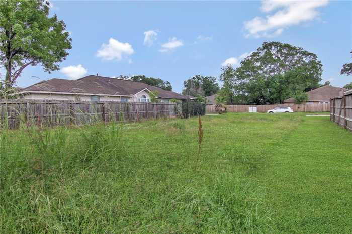 photo 10: 909 Pennygent Lane, Channelview TX 77530