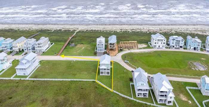 photo 1: 28 Grand Beach Boulevard, Galveston TX 77550