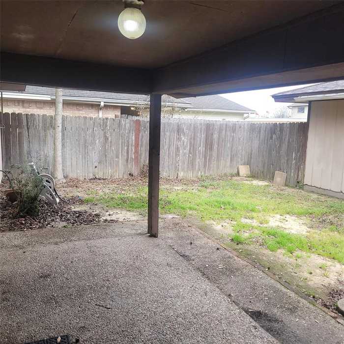 photo 2: 3106 Oakmont Drive, Orange TX 77630