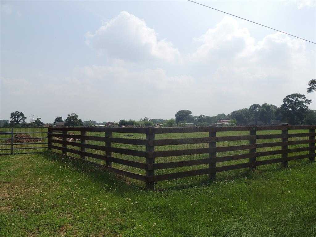 photo 2: 27787 Riley Road, Waller TX 77484